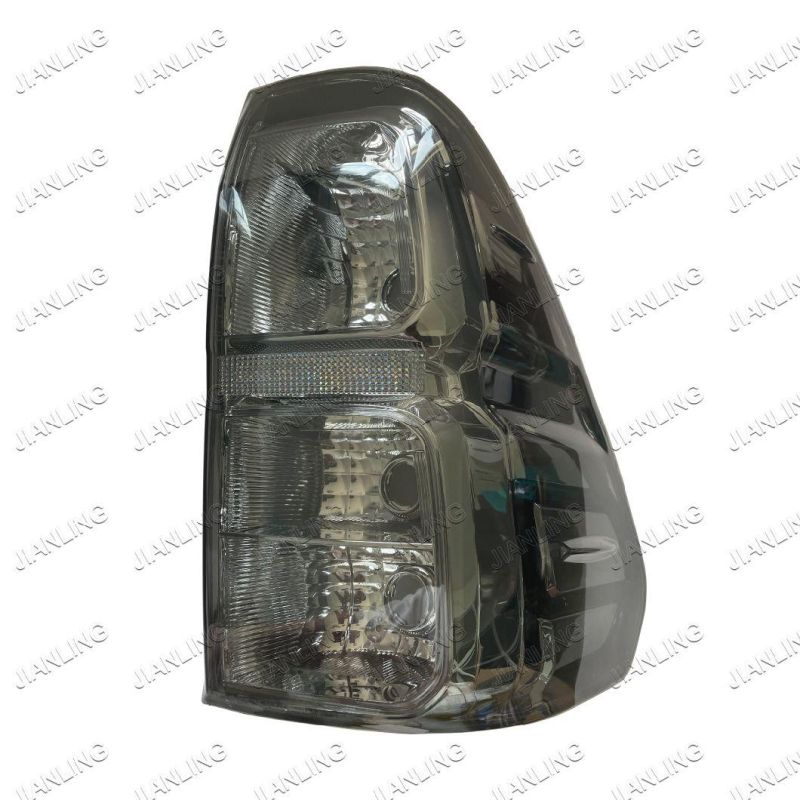 Halogen Auto Tail Lamp for Pick-up Toyota Pick-up Hilux Revo 2015 Auto Tail Lamp