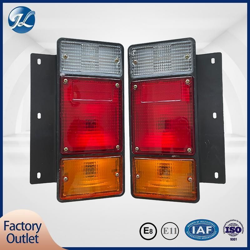 Auto Truck Three Color Rear Lamp for Nhr