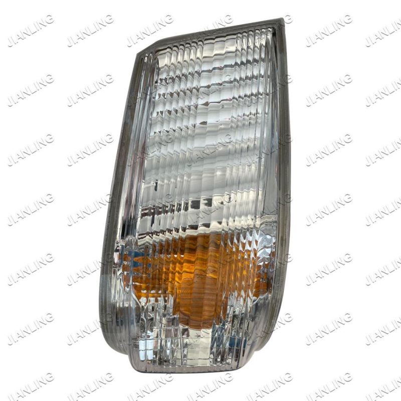 Halogen Auto Brow Lamp for Truck Mitsubishi Truck Fuso Canter 2012 Auto Lights