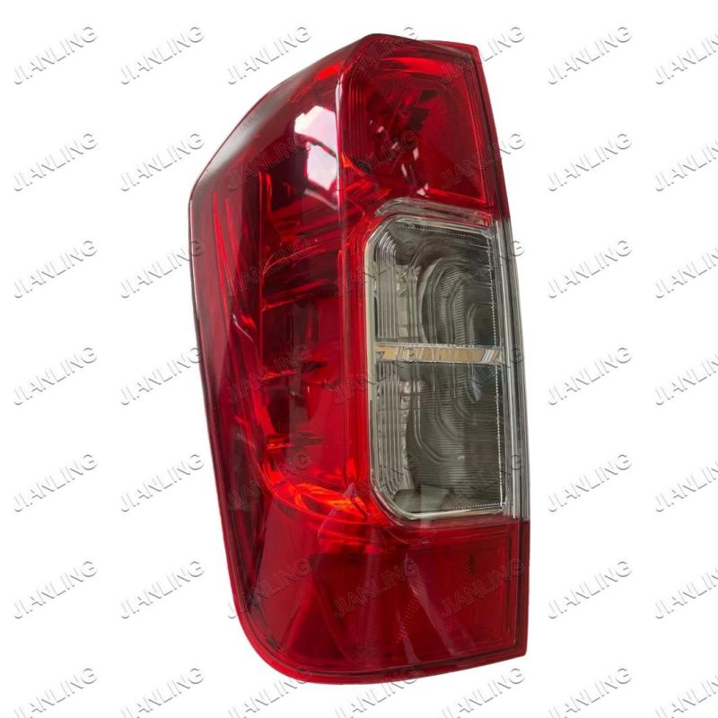 Halogen Tail Lamp for Pick-up Nissan Pick up Navara 2015 Auto Tail Lamp