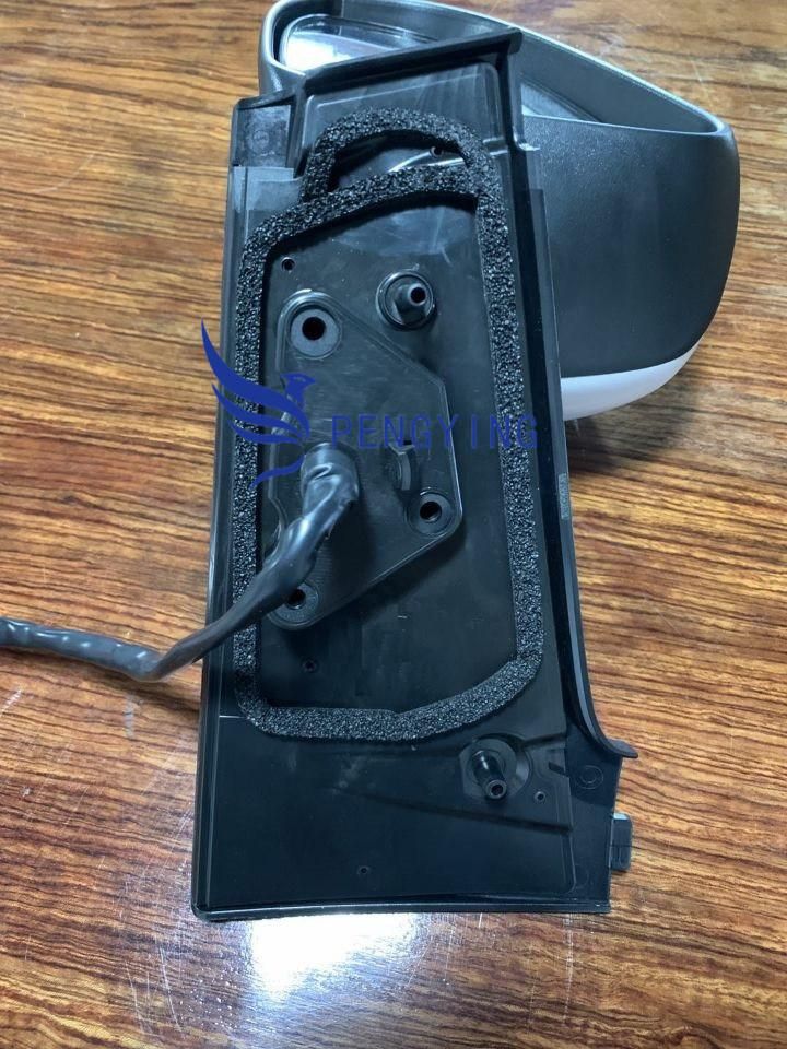 China Auto Parts Car Side Mirror for Toyota Vitz 2014 Electric Folding with LED Lamp Rearview Mirror