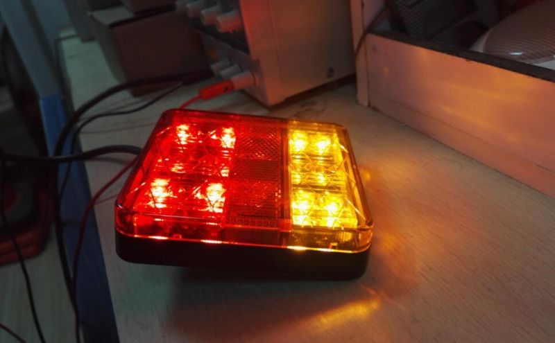 Hot Sale LED Truck Light Tail/Stop/Turn Signal Rear Lamp