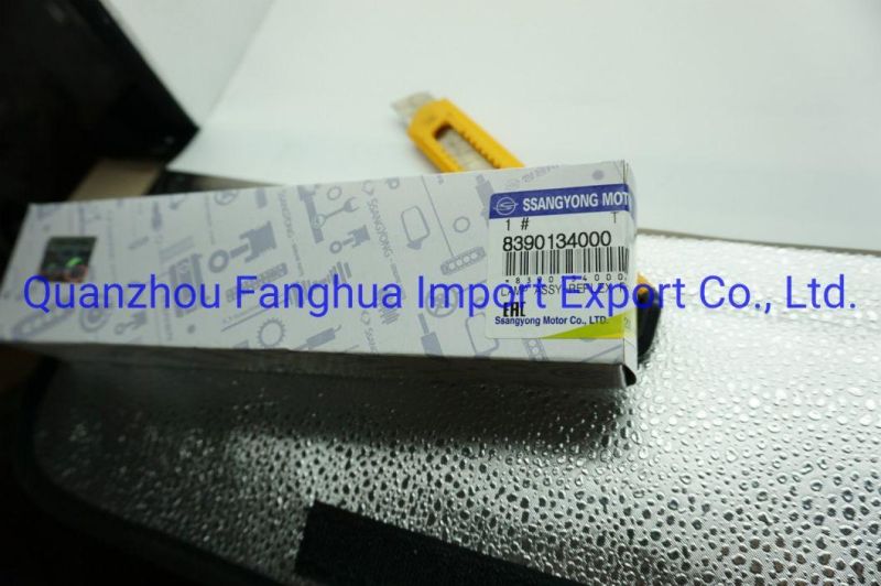 High Quality Motor Parts Ssang Yong 8390134000 Car Parts Reflector