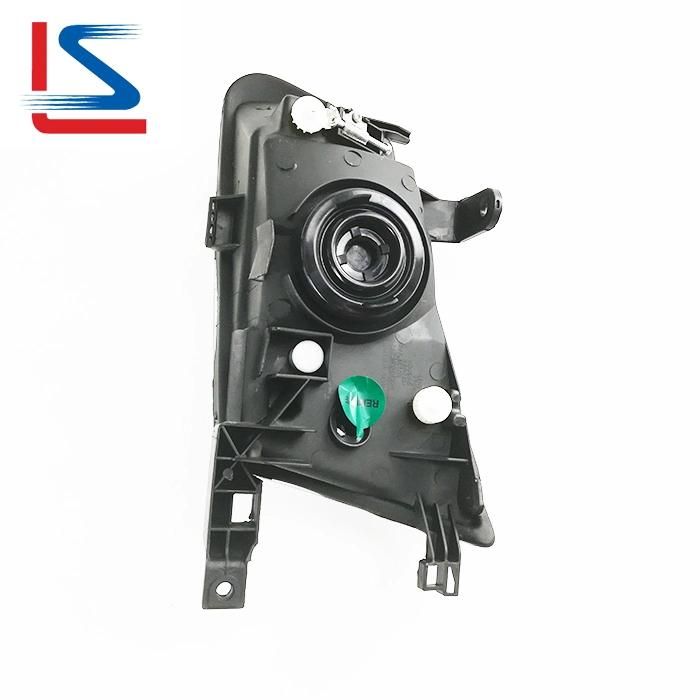 Auto Head Lamp for Nissan Sunny 2001-2002 R 26010-8m700 L 26060-8m700, R 26010-8m826 L 26060