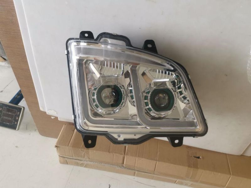 New Type Bus and Truck Head Lamp Hc-B-1693