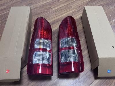 for Toyota 2005 Hiace Tail Lamp with Line 81551-26200 81561-26200 Car Taillights Auto LED Taillights Car Tail Lamps Rear Lights